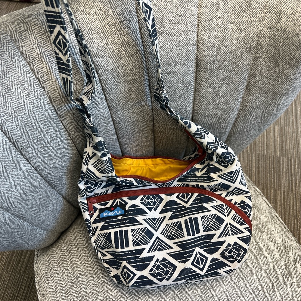 Kavu purse and wallet